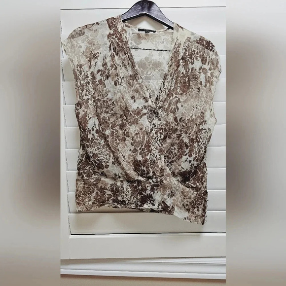 Teenflo Tops - Teenflo TF Silk Floral Brown Top  Blouse Size M